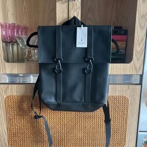 NWT Rains Black Backpack Messenger Bag